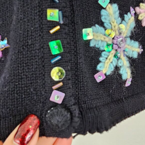 Womens Sz M 8 Christmas Embroidered Cardigan Sweater Winter Holidays Snowflakes - Picture 5 of 13